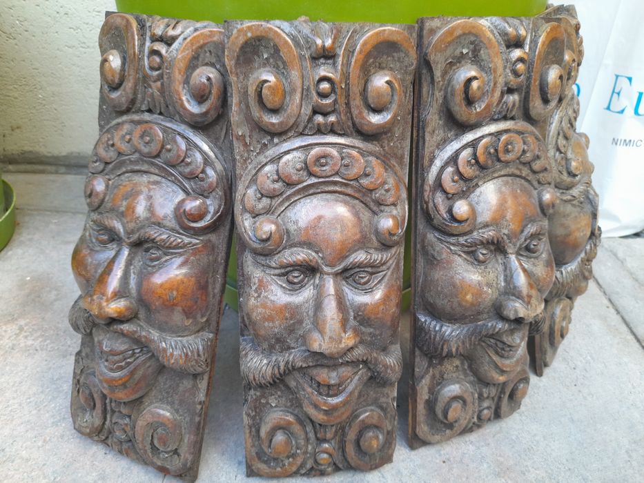 Panouri din lemn cu modele scluptate manual pentru reconditionatri, mo