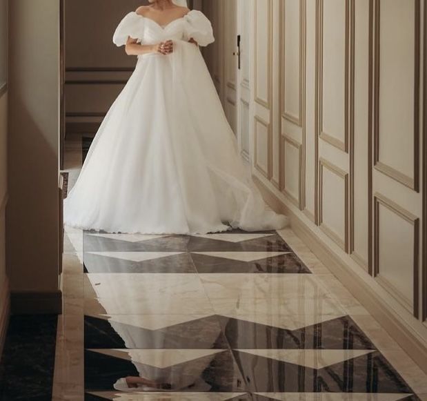 Свадебное платье 40-42 размер