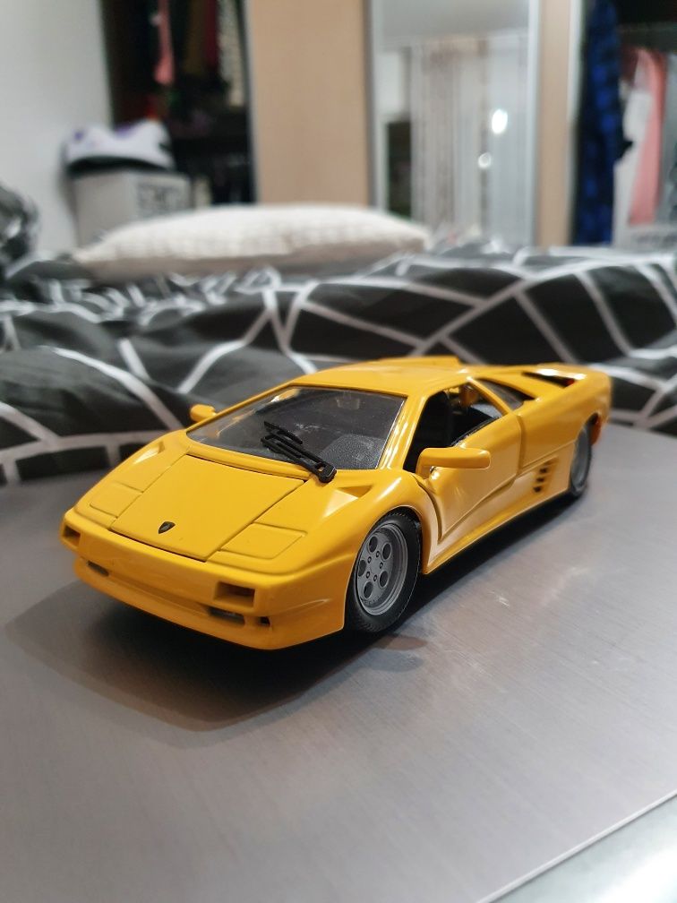 Machete de colecție scala 1/24 Lamborghini