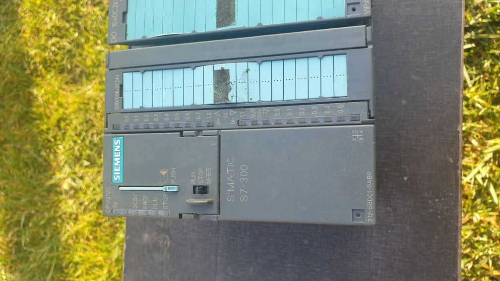 Siemens simatic S7-300 + 2 SM 323