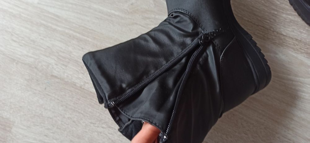 Cizme dama waterproof noi cu eticheta