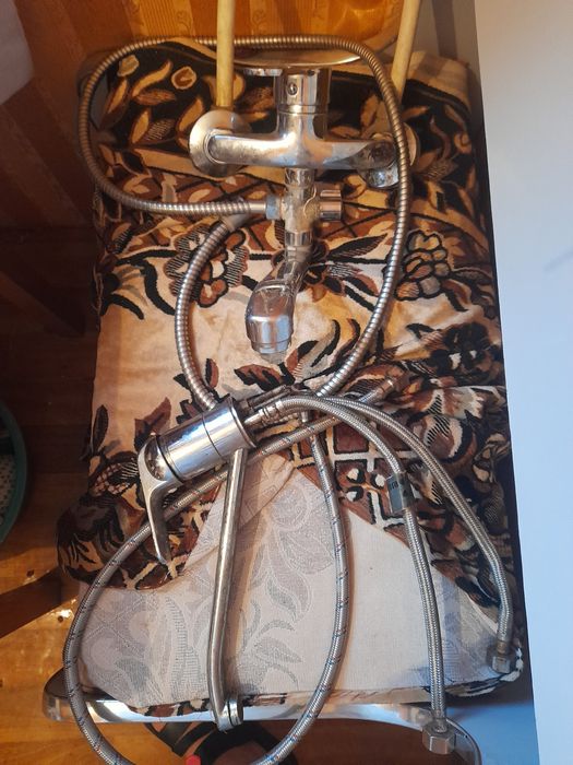 Отдам сместители за сок