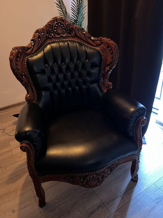 Vand scaun Tip Baroc Piele