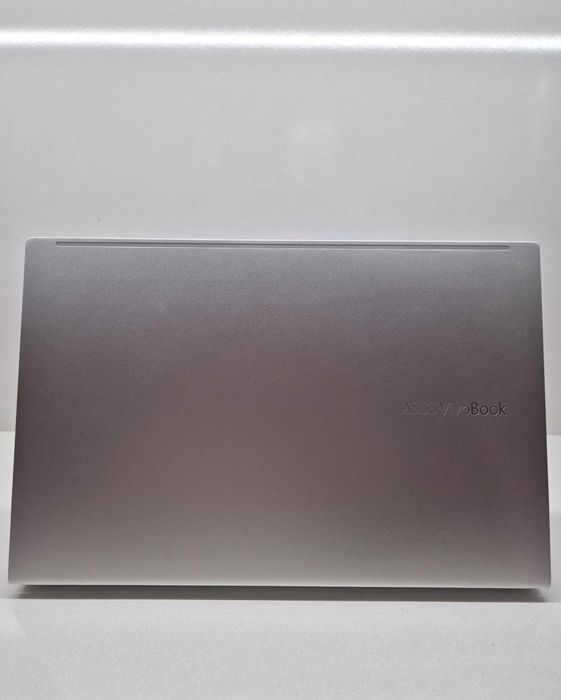 Asus Core i5-1135G7 8/512gb