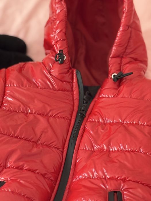 Яке есен-зима, червено