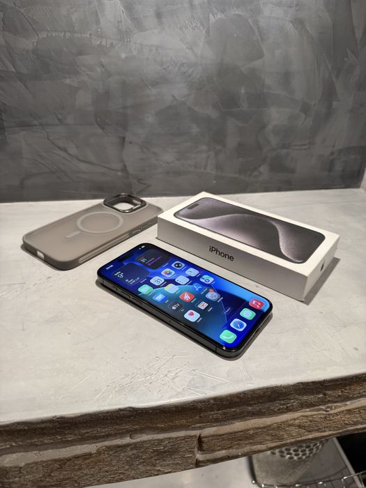 КАТО ЧИСТО НОВ Iphone 15 Pro Max Black Titanium 256 GB