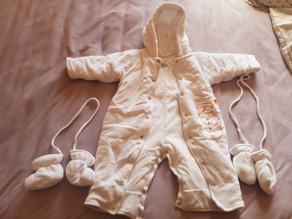 Космонавт със снежен човек, космонавт Joral