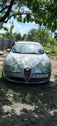 Vând Alfa Romeo 147 1.6 
Schimbat recent:
Filtre ulei
Filtre aer
Discu