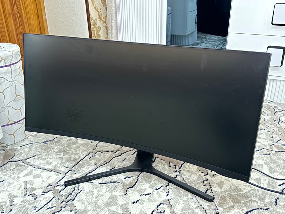 Mi Curved 34 dyum 144Hz