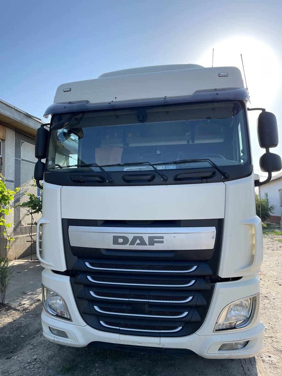 DAF XF 460 EURO 6 +KRONE прицеп Сотилади