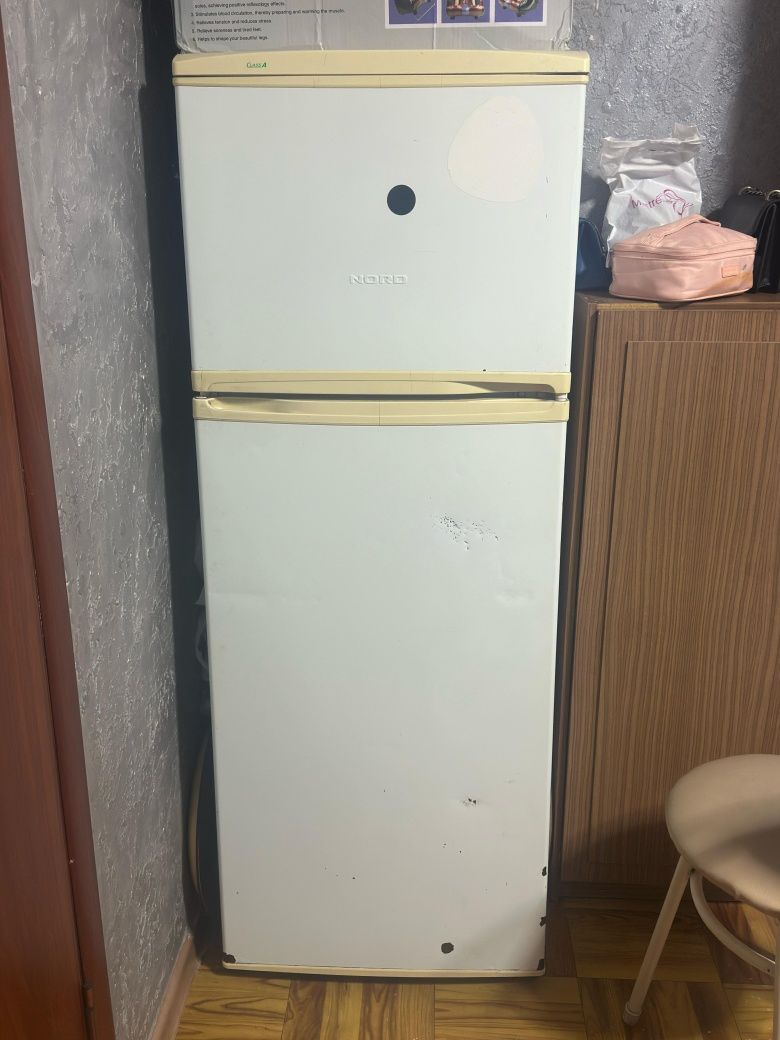 Продается холодильник