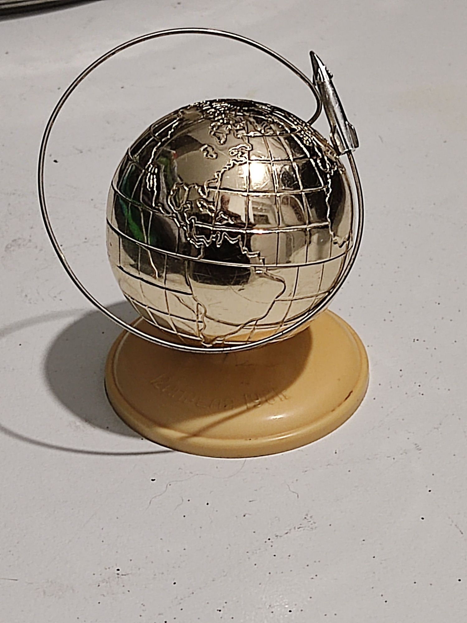 Глобус, космос, 12 апреля 1961 г., СССР - 1