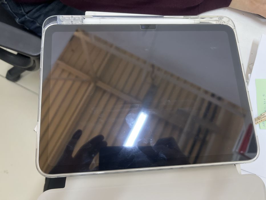 iPad (A16) 128 гб