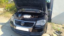 Продавам VW Touran 1.9tdi 105кс. 
и ВСЯКАКВИ Голф 5ци на ЧАСТИ