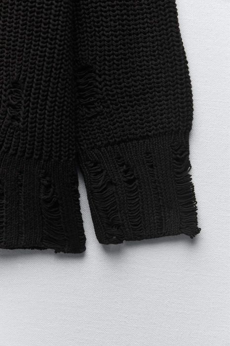 Жилетка Zara /Зара с накъсани детайли М размер с етикет