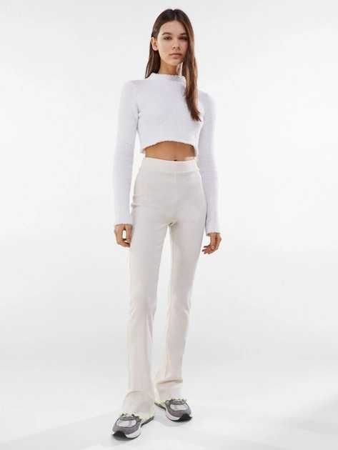 Pantaloni tricot evazati cu talie inalta si tiv incretit Bershka