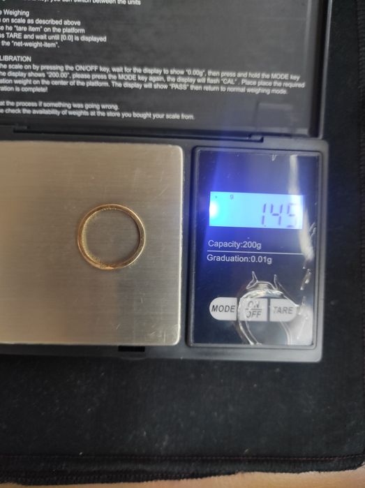 Дамски златен пръстен