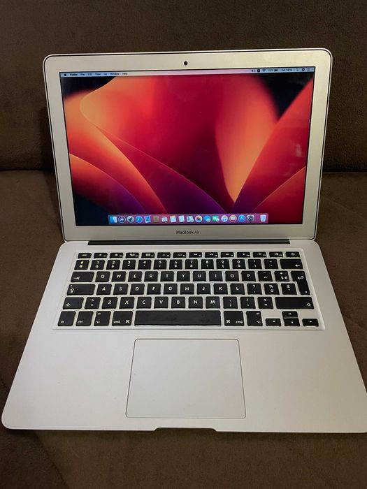 13" Core i5 MacBook Air А1466 (2017)-КАТО НОВ