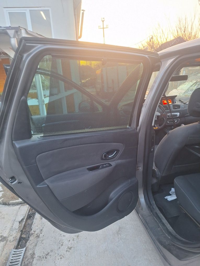 Interior ( scaune ) Renault Scenic 3