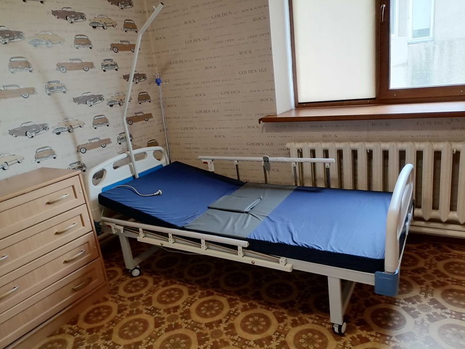 Кровать медицинская с электроприводом