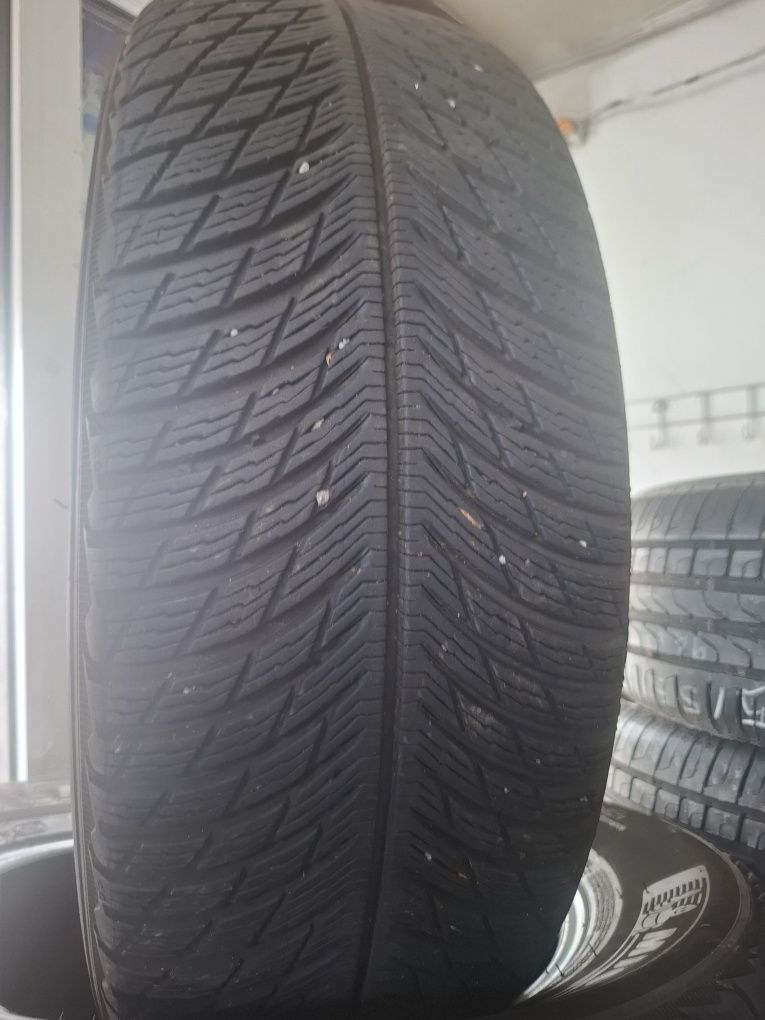 225/65/17 Michelin 8 броя зимни дот2521