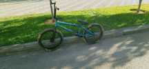 Продаю BMX  в хорошом стостояние