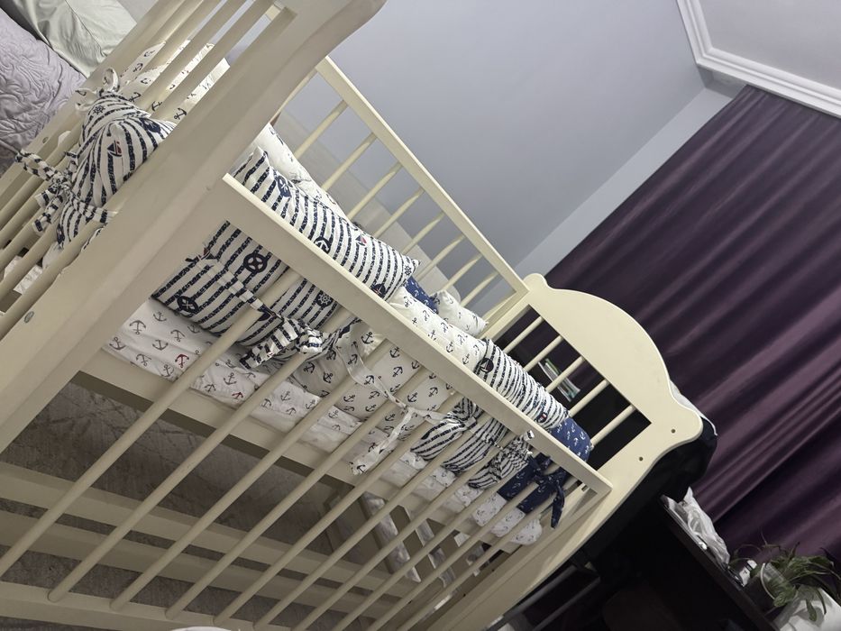 Продам манеж в шикарном состоянии