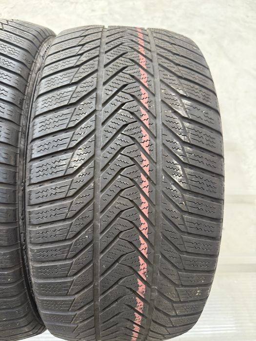 Anvelope de iarna 245/40 R18