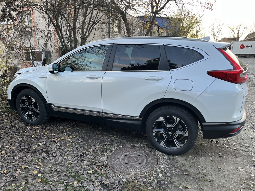 Inchiriez autoturism Suv Honda CR-V