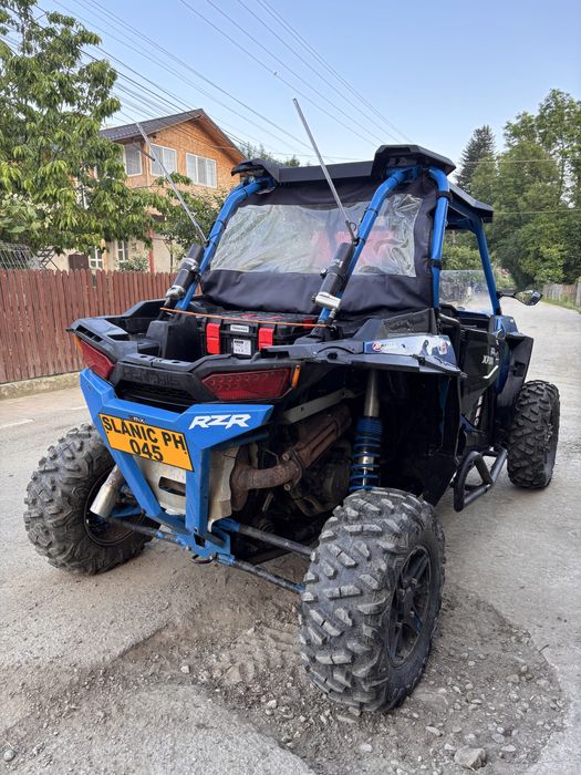 Vand sau schimb Polaris RZR 1000