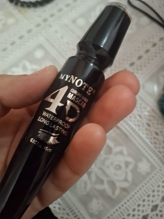 Продаются оптом лак для ногтей