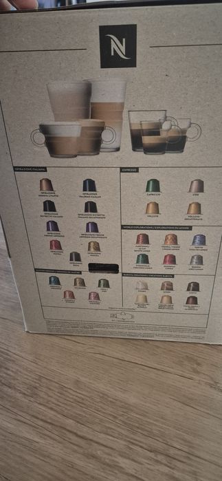 Expresor Nespresso Gran Lattissima – nou, sigilat, culoare neagră