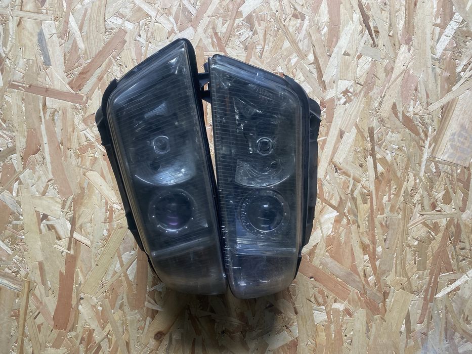 Vand fauri si proiectoare audi A4 B5