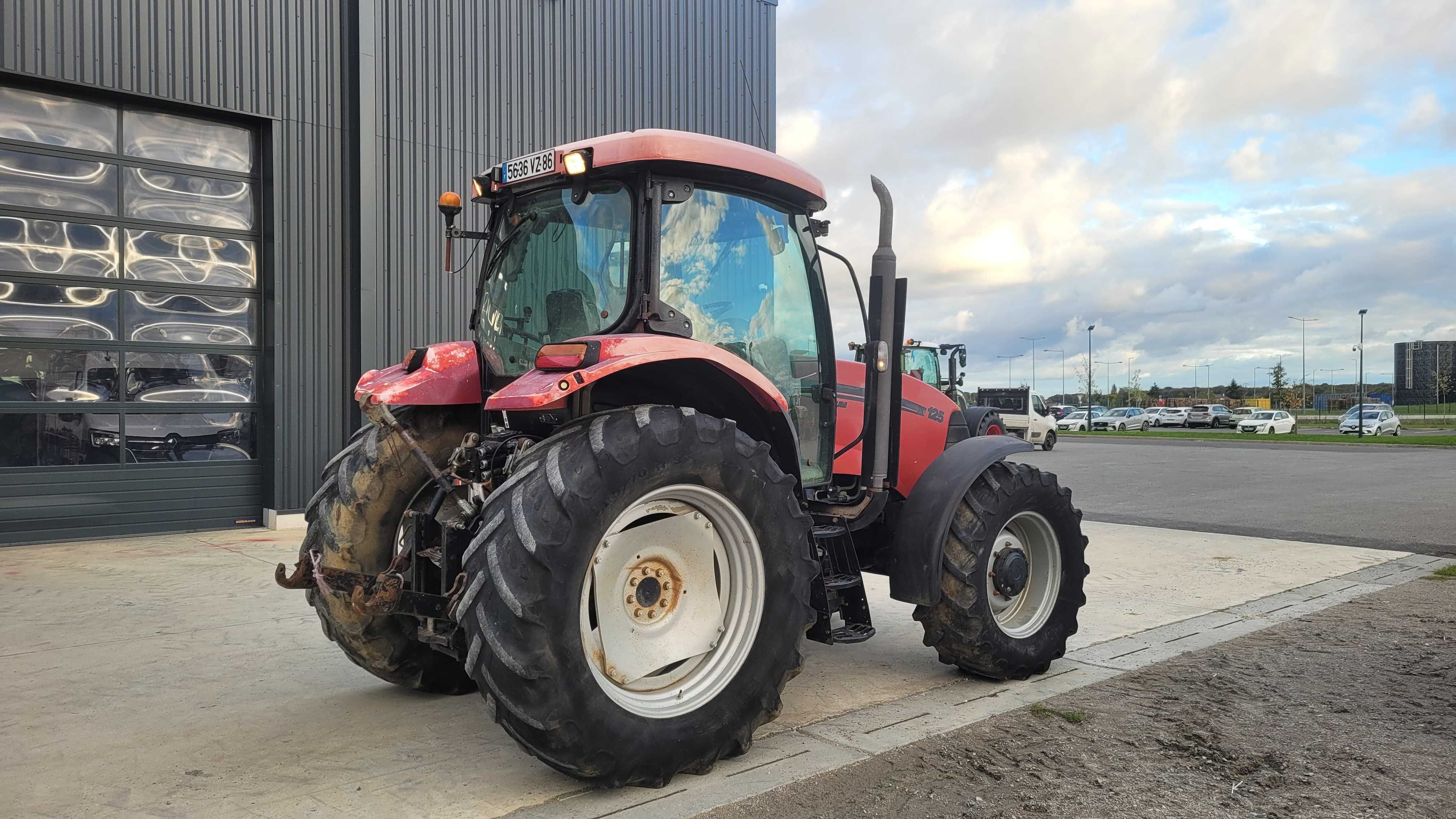 Tractor CASE MAXXUM 125, an 2008, 125 cai, 8960 ore