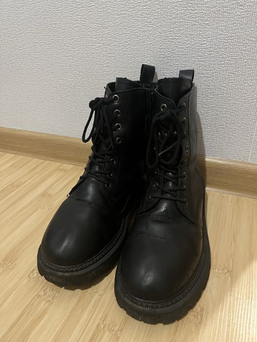 Женская зимняя обувь продам