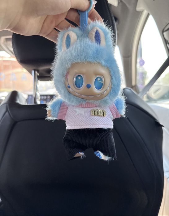 Лабубу.        .