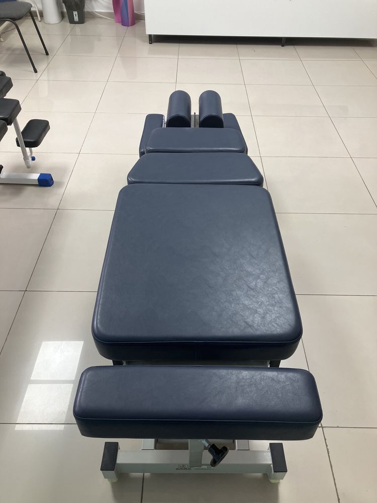 Электрический стол кушетка для мануальной терапии и массажа