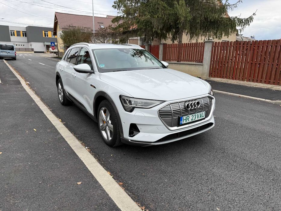 Audi e-tron 55 quattro Advanced