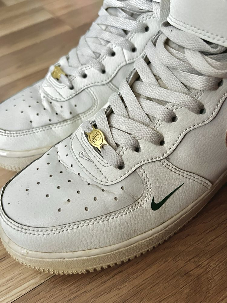 NIKE AIR FORCE 1 MID '07 LV8 обувки найк