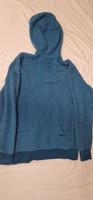 Bluza cu gluga din lana merino Kaikkialla marimea M