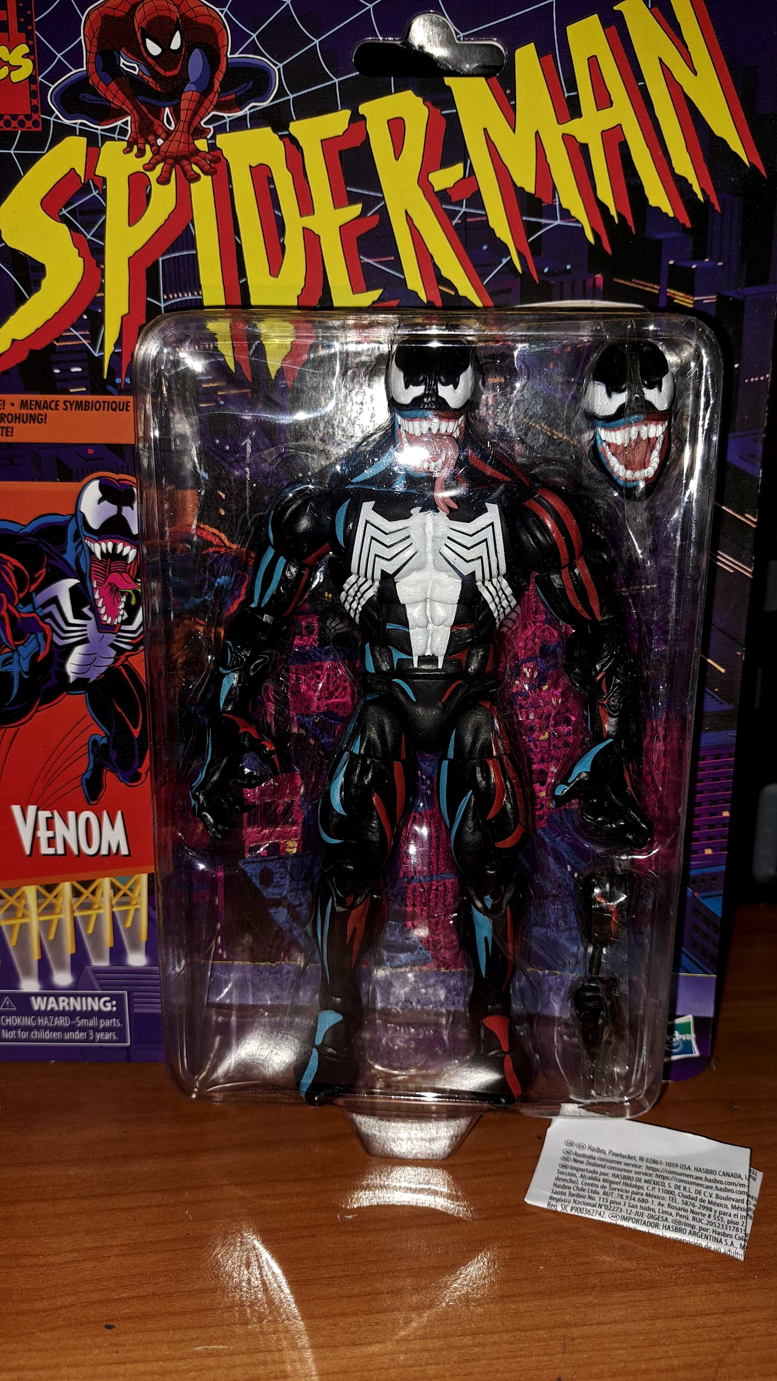 Figurina Venom marvel legends retro spider-man