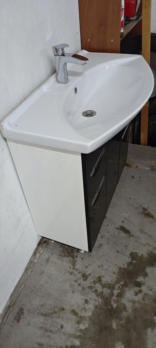 Продам раковину в отличном состояний