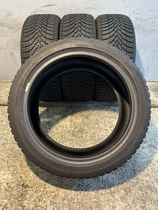 Гуми 215/45/17 FALKEN Euro Winter