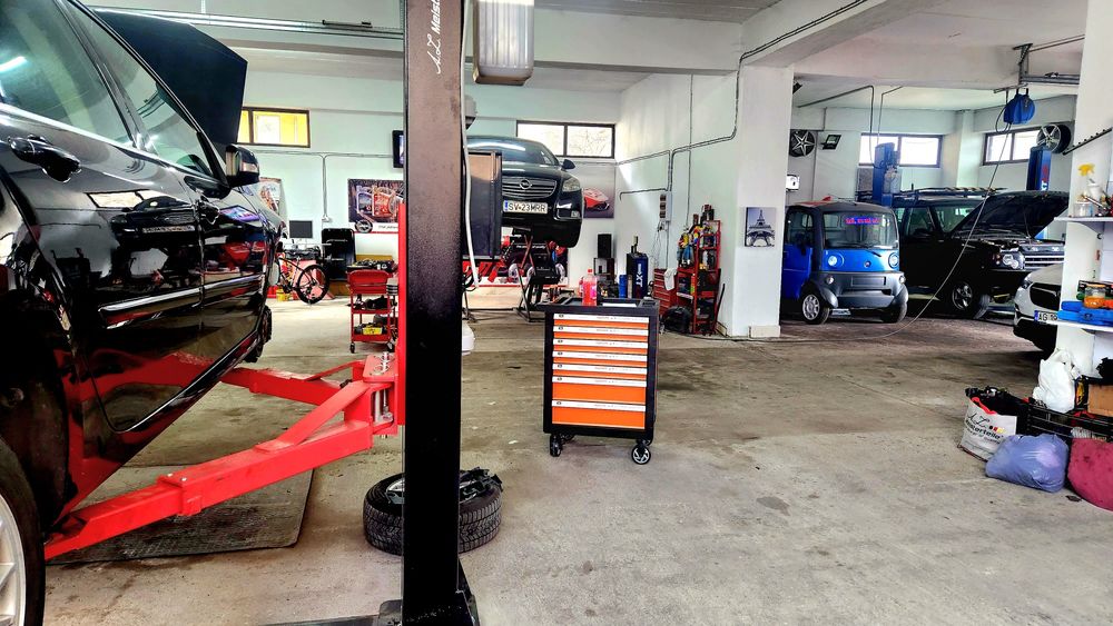 Service auto aer condiționat,motoare, distribuții lanț, orice auto.