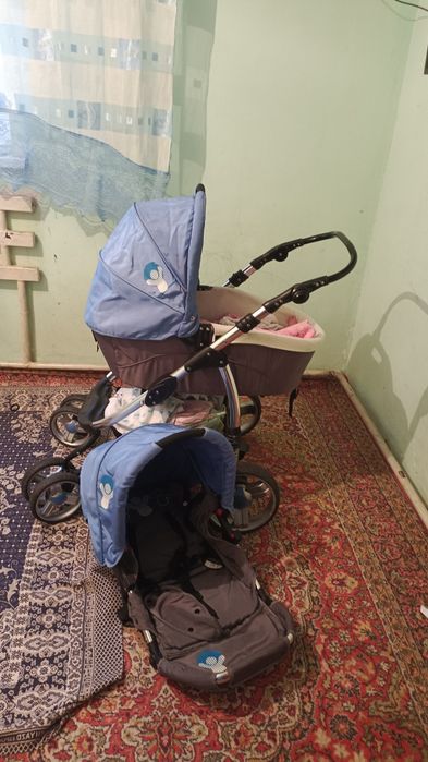Детский коляскаа