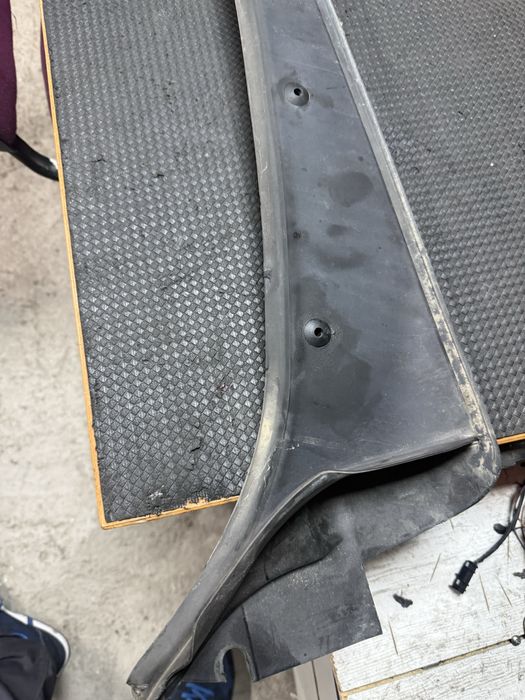 Кора под чистачки БМВ Е60 Е61