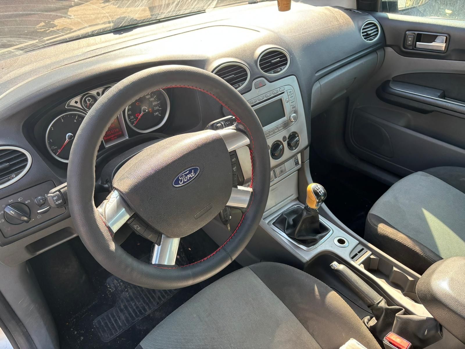 Volan cu comenzi pilot automat ford focus mk2