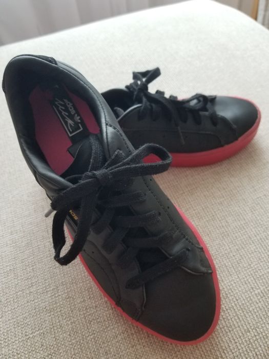 Сникърси Adidas р-р 36 2/3