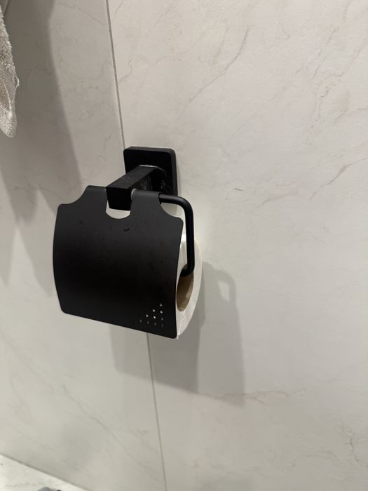 Новый держатель для туалетной бумаги