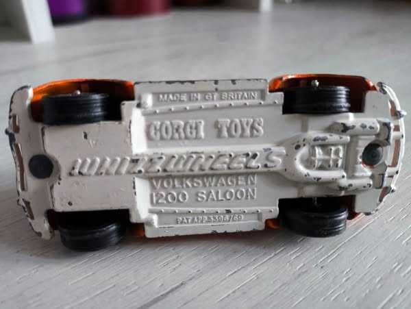 Machete auto Matchbox Corgi